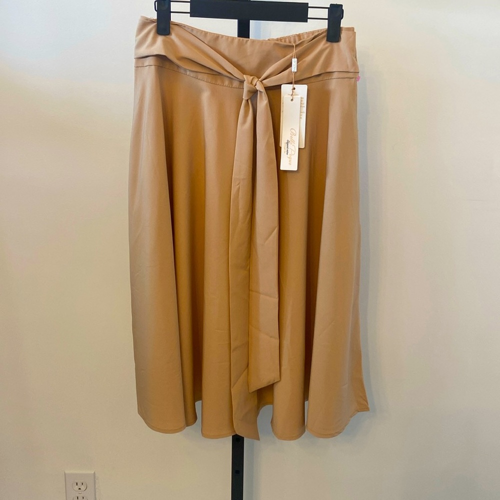 NWT Belle Pogue Tan Elegant Retro Full Skirt Sz Med